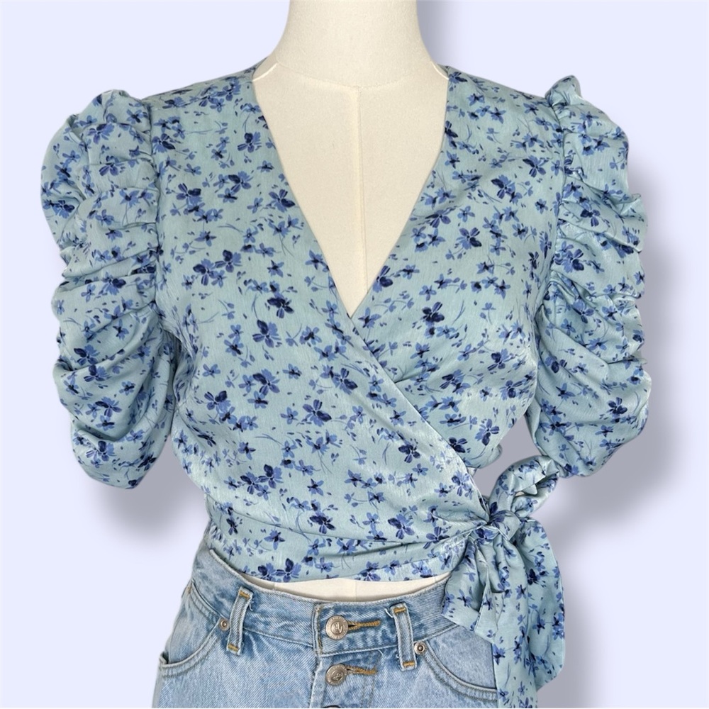 LPA Cait Top in Sabrina Floral